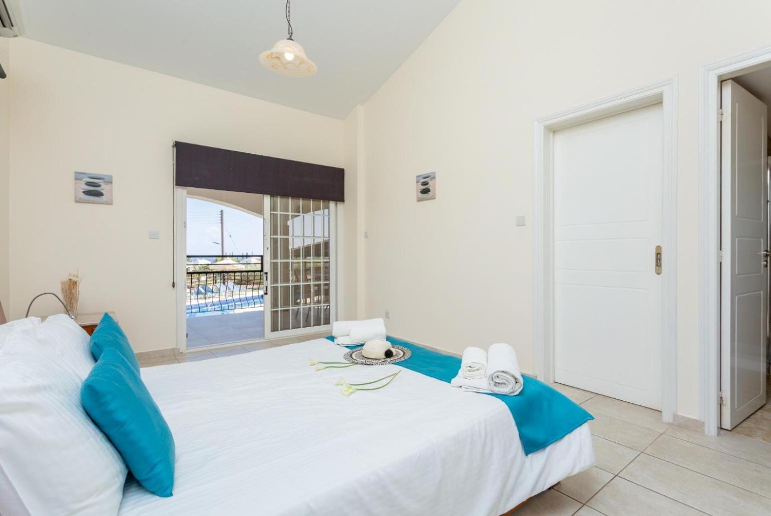 Villa Thea Neo Chorio